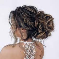 Careless Curly Oversized Bun
for wedding hairstyle